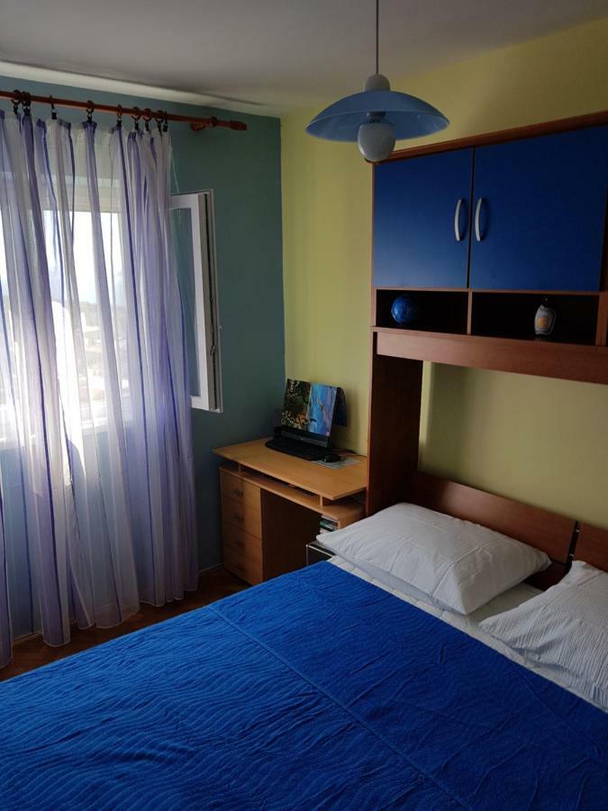 Apartment Jakov Сен Екстериор снимка