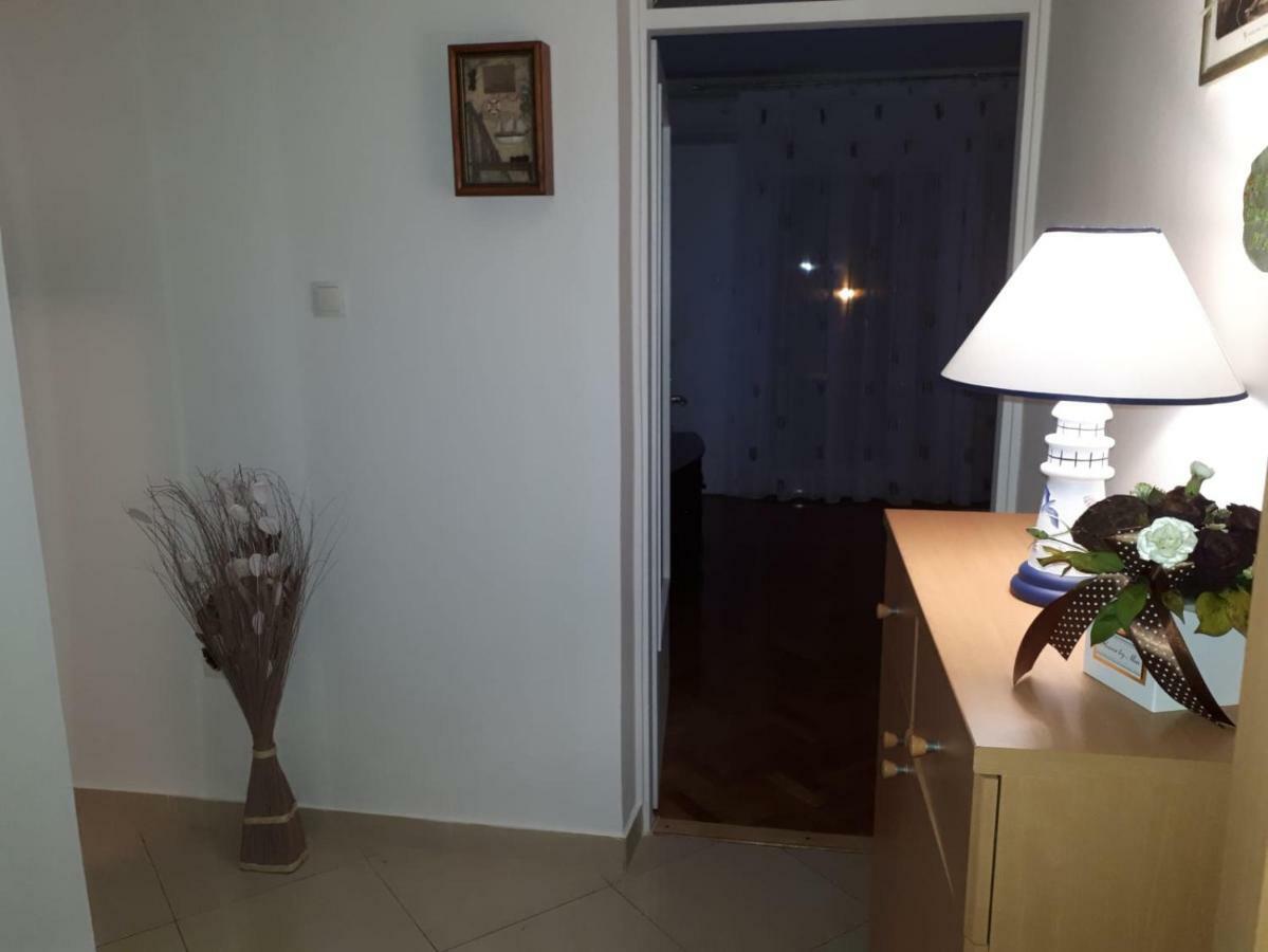 Apartment Jakov Сен Екстериор снимка